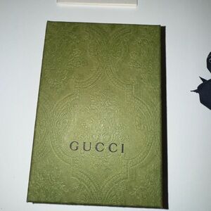 Gucci gift box